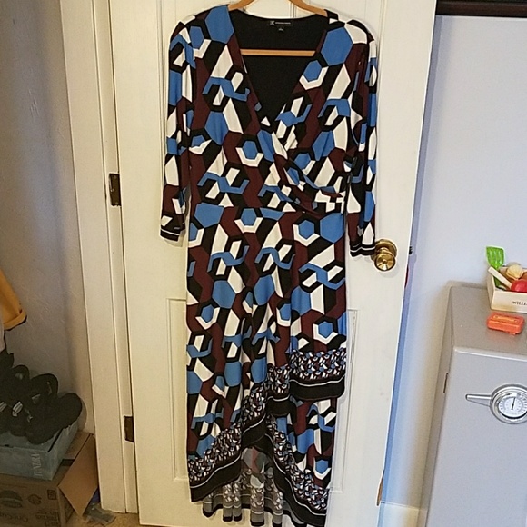 INC International Concepts Dresses & Skirts - INC V neck dress hexagon dress